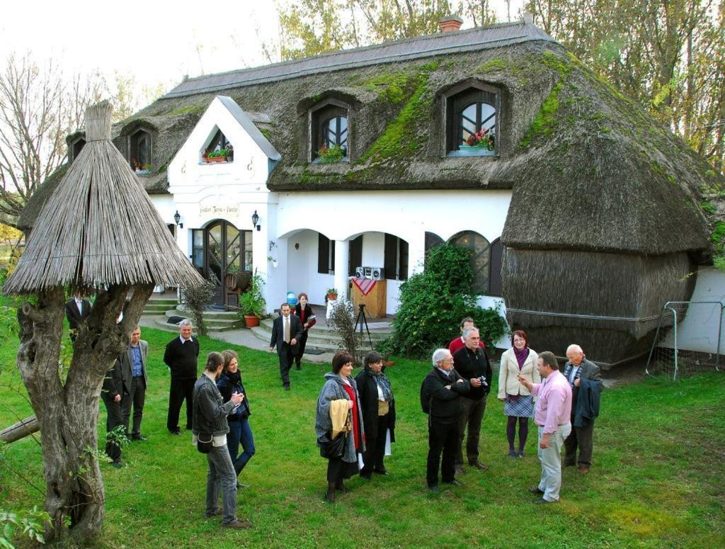 Гостевой дом Gedeon Tanya Panzio Jakabszallas Экстерьер фото